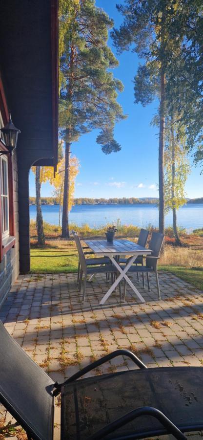 Lakeside Log Cabin Fraemby Udde ファールン エクステリア 写真