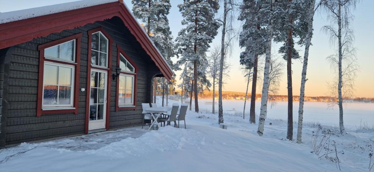 Lakeside Log Cabin Fraemby Udde ファールン エクステリア 写真